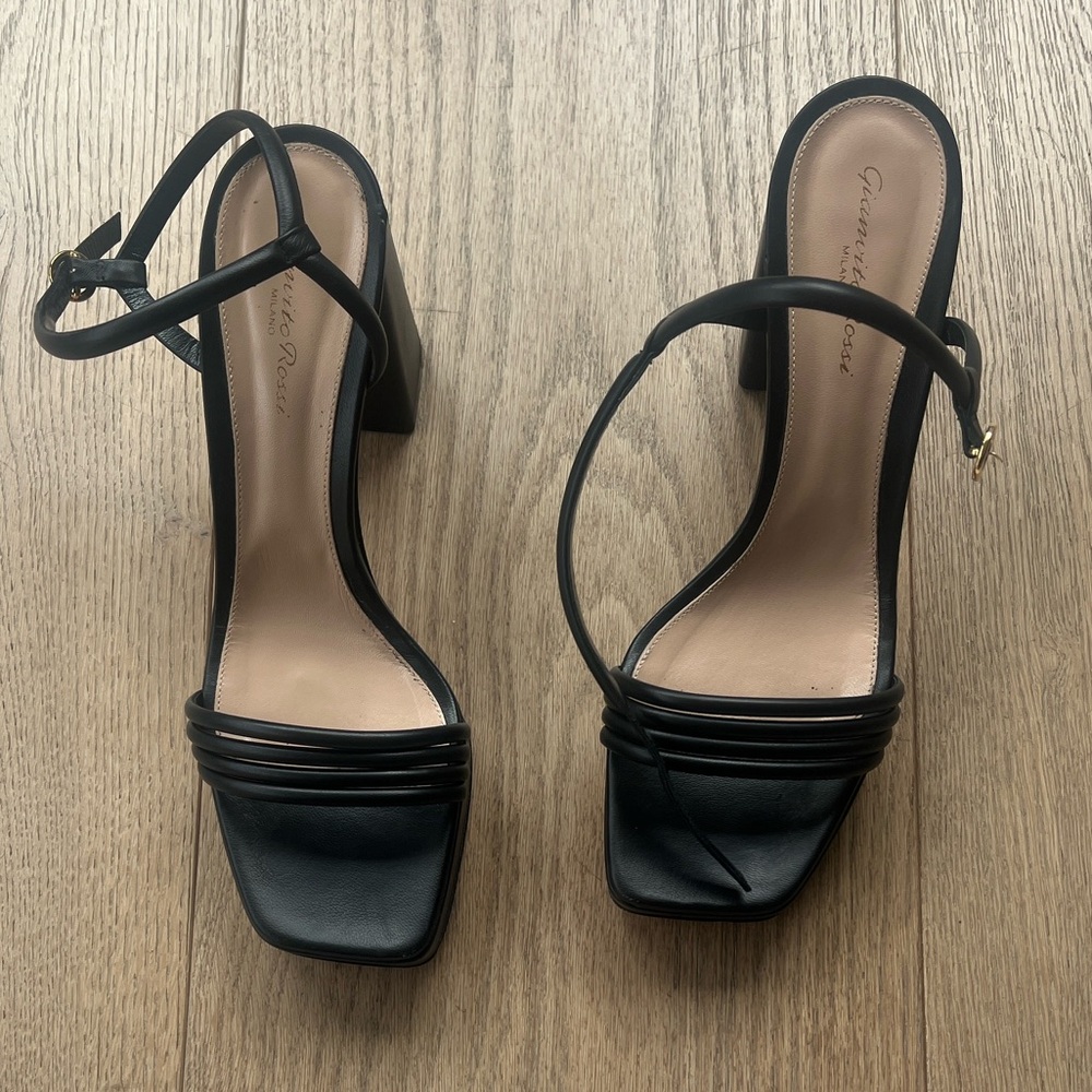 Gianvito Rossi Black Strappy Heels. Size 41 - Picture 2 of 13
